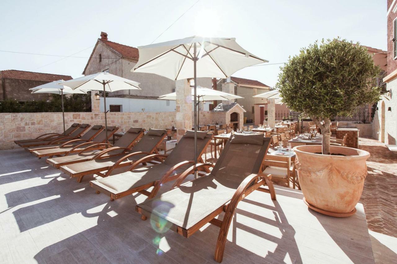 bed&breakfast Murterski dvori Exterior foto